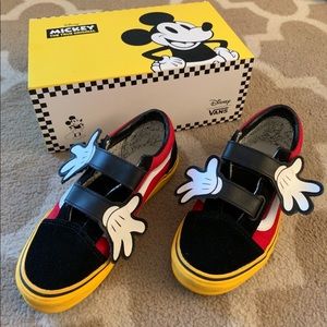 Disney Mickey Mouse Vans size 3